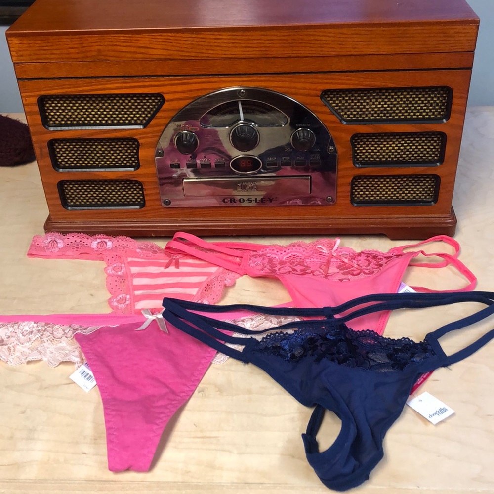 Pretty Panty Set Of 4
